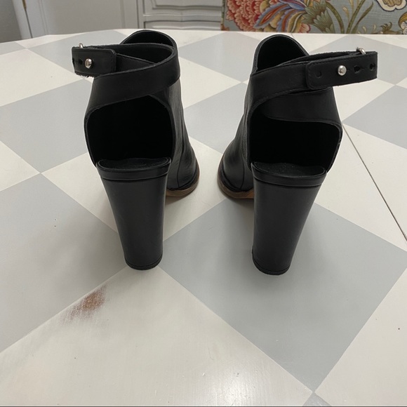 VINCE ‘Joanna’ Black Leather Ankle Boots - Picture 7 of 8